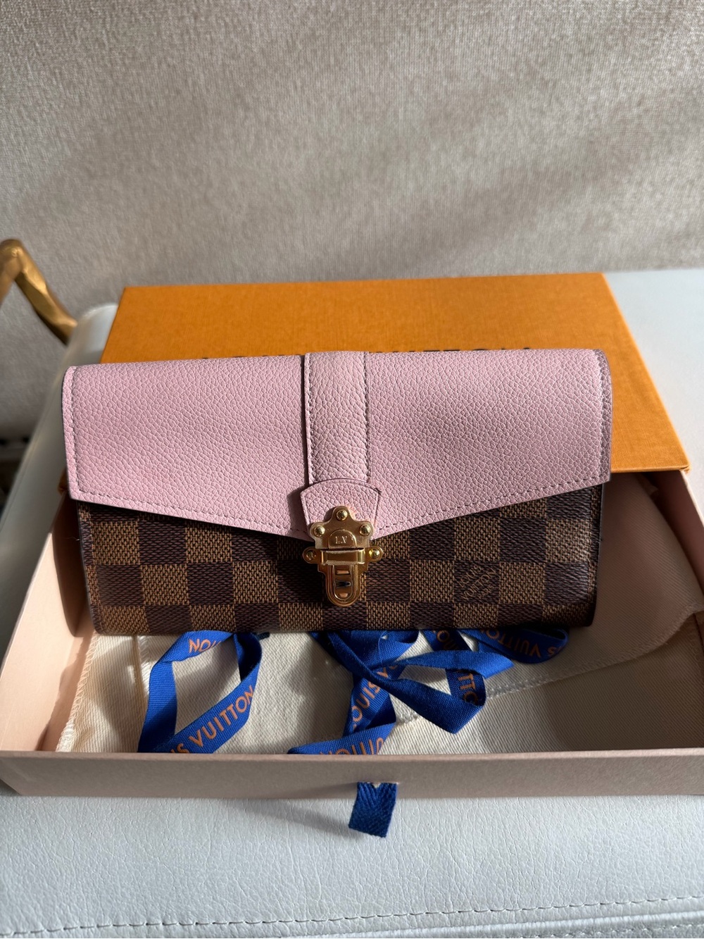 Authentic Louis Vuitton Pallas Wallet in Damier Ebene canvas with Rose Ballerine